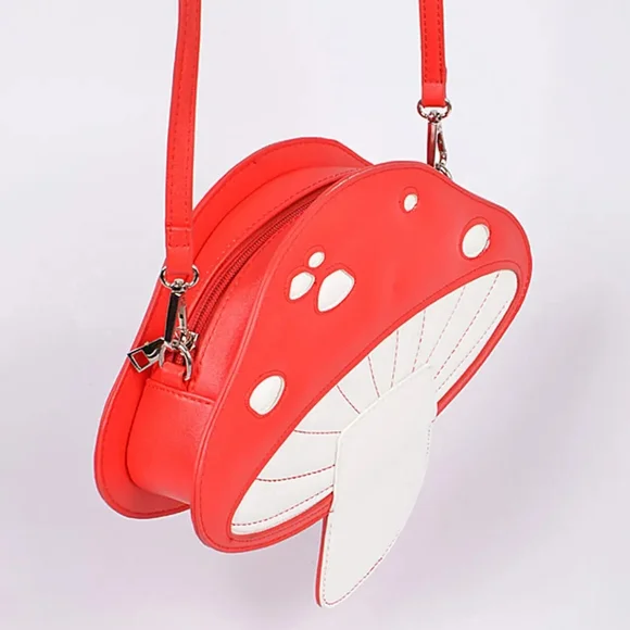 NWOT Mushroom purse. SUPER FUN WITH ANY OUTFIT AND OUTING! - Picture 3 of 3